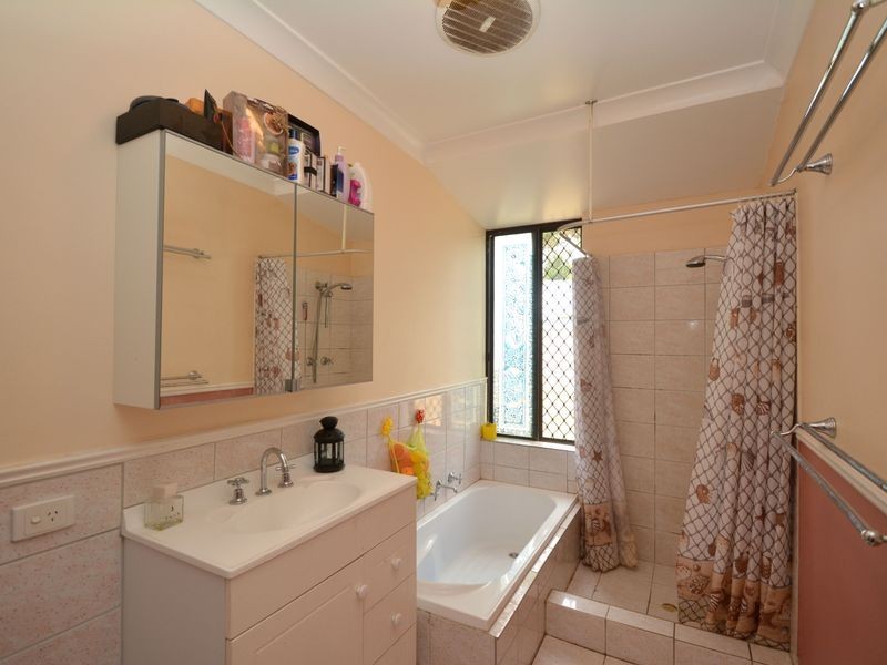 8 Smith Close, Armadale WA 6112