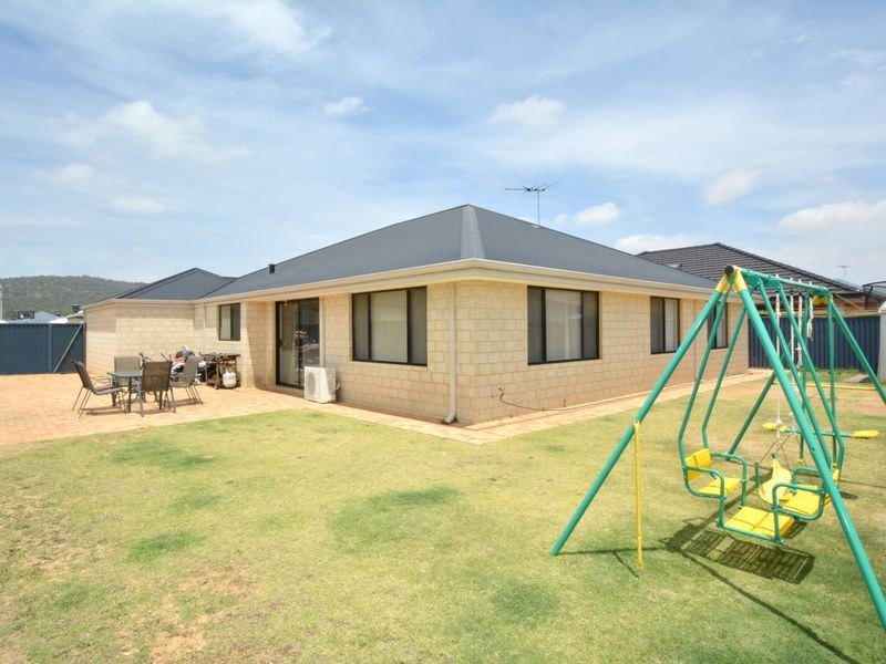15 Blackberry Ramble, Darling Downs WA 6122