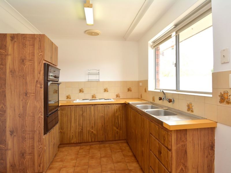 2/28 Shirley Avenue, Mount Pleasant WA 6153