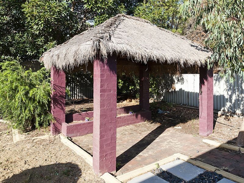 25 Burrowa Street, Armadale WA 6112