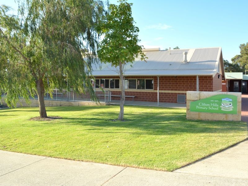 18 Weston Terrace, Kelmscott WA 6111