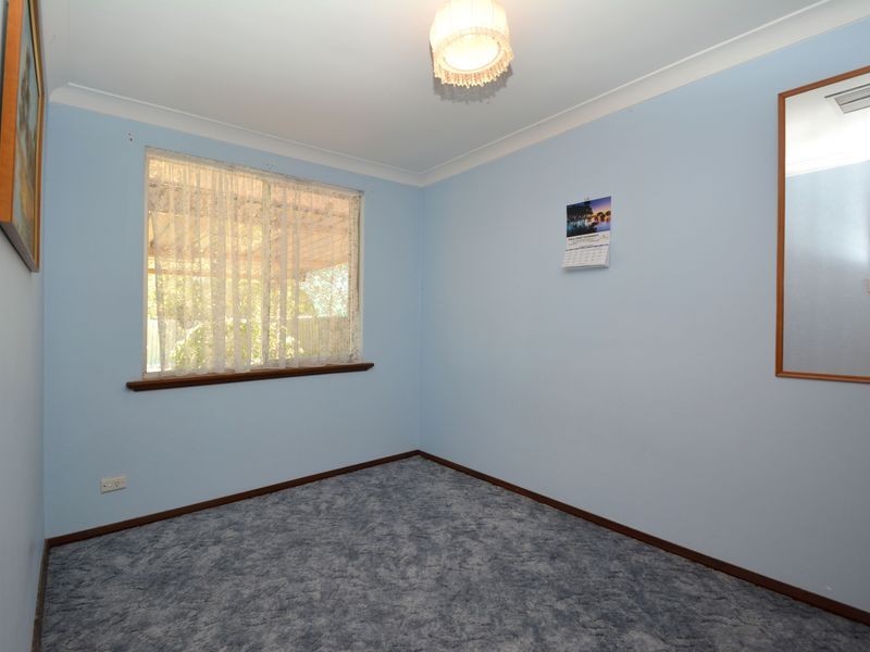 5 Namoi Place, Armadale WA 6112