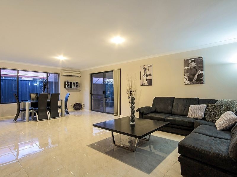 62 Plaistowe Boulevard, Darling Downs WA 6122