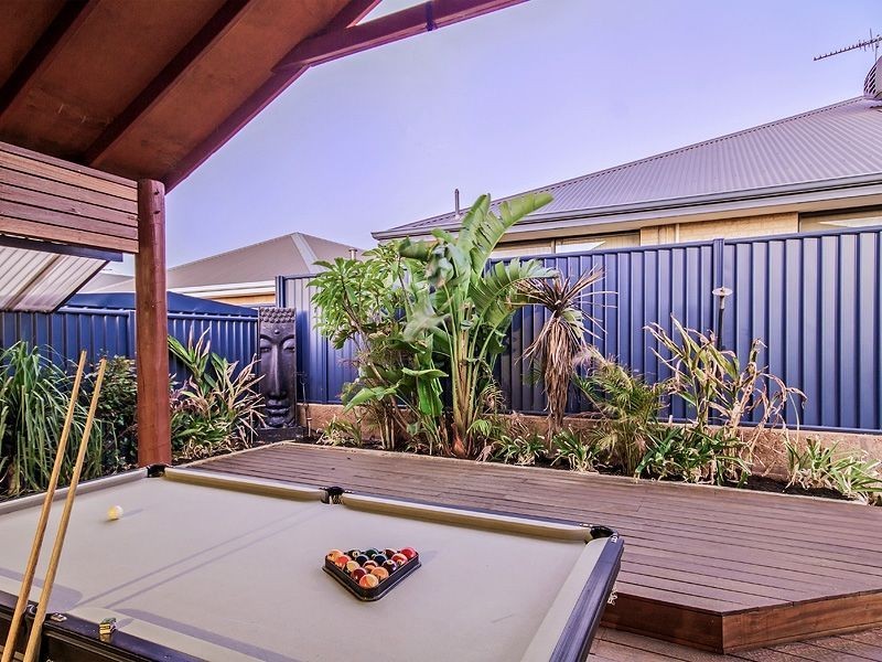 62 Plaistowe Boulevard, Darling Downs WA 6122