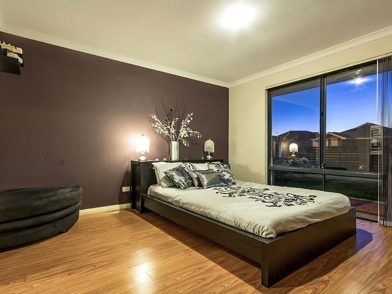 62 Plaistowe Boulevard, Darling Downs WA 6122