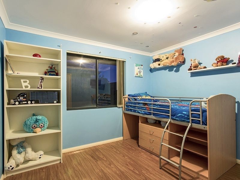 62 Plaistowe Boulevard, Darling Downs WA 6122