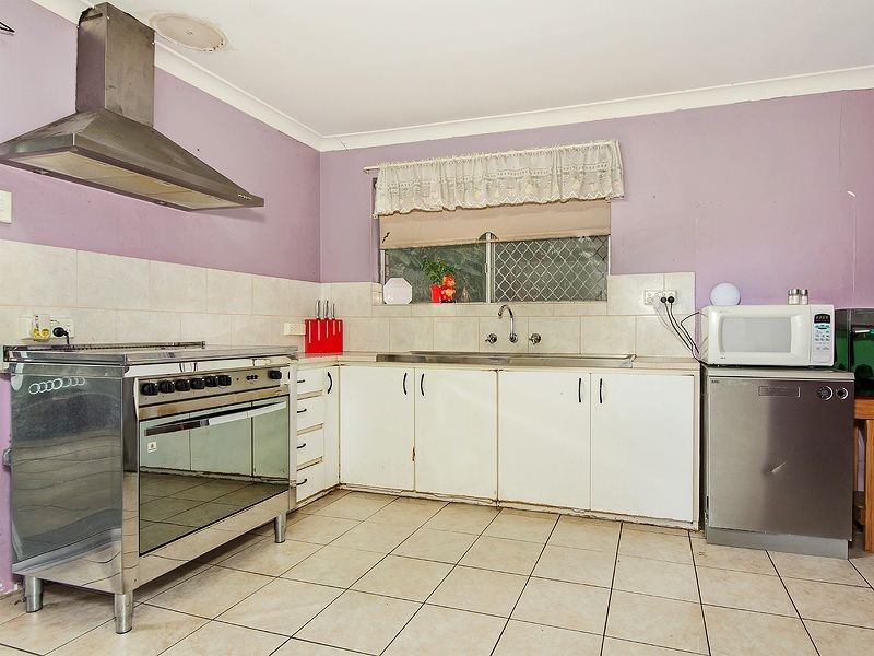 7 Claunelle Road, Armadale WA 6112