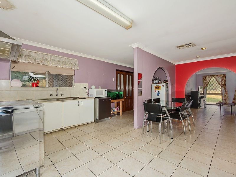 7 Claunelle Road, Armadale WA 6112