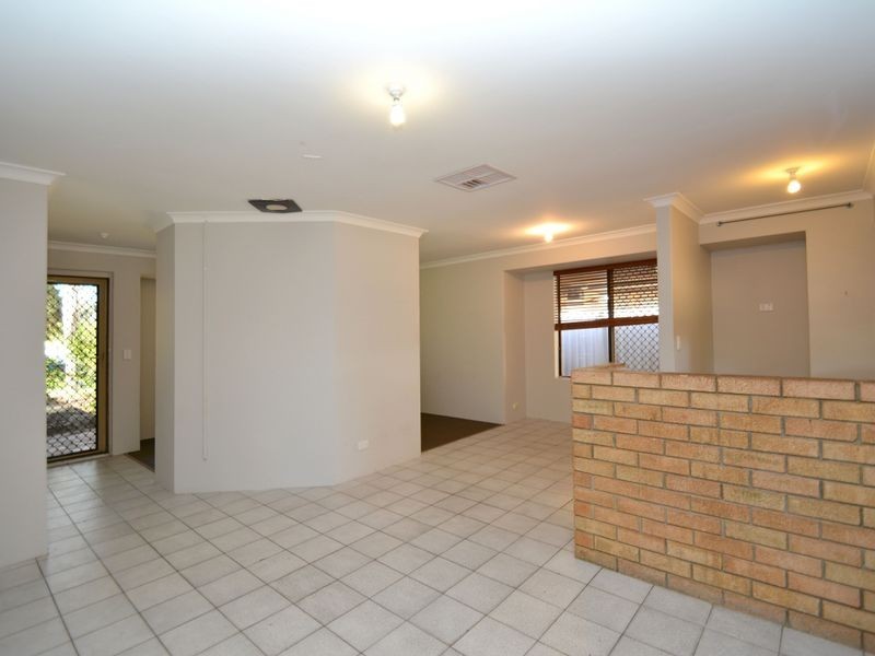 12 Potoroo Place, Brookdale WA 6112