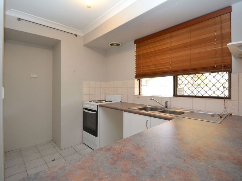 12 Potoroo Place, Brookdale WA 6112