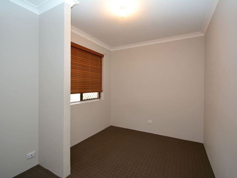 12 Potoroo Place, Brookdale WA 6112