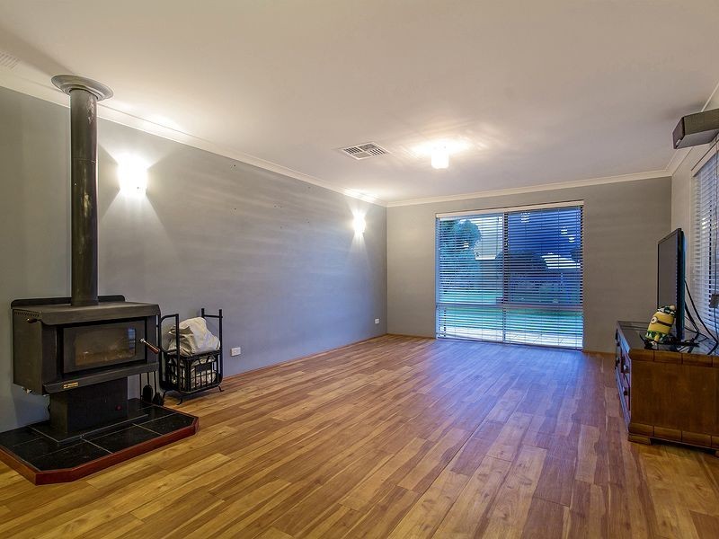 14 Vermilion Boulevard, Hilbert WA 6112