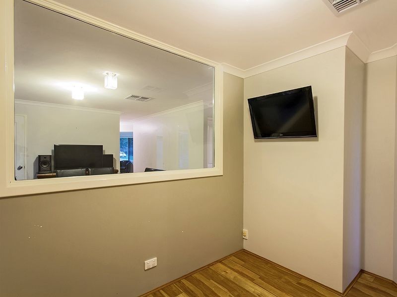 14 Vermilion Boulevard, Hilbert WA 6112