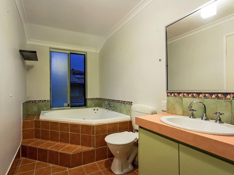 14 Vermilion Boulevard, Hilbert WA 6112