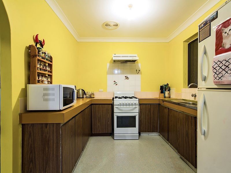 1 Nattai Court, Armadale WA 6112