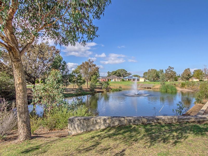 18 Dunn Close, Seville Grove WA 6112
