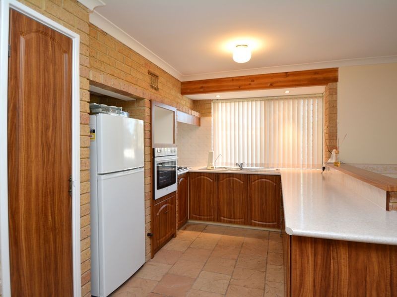 55 Chadwick Parade, Brookdale WA 6112