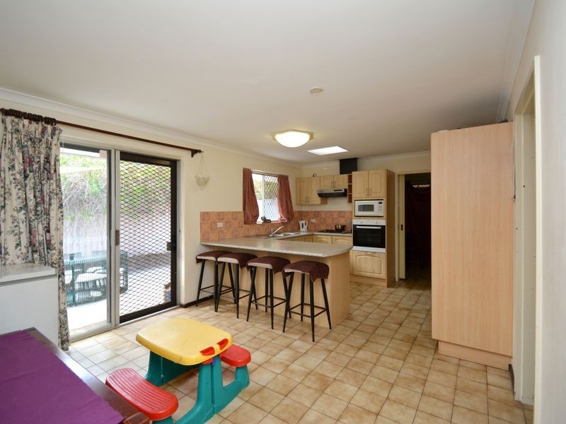 35 Harrison Road, Mount Richon WA 6112