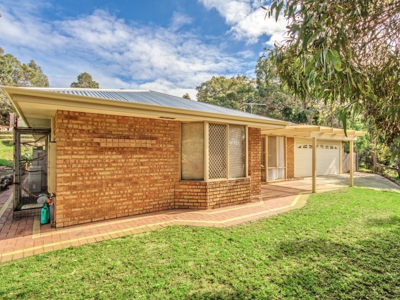 89 Amethyst Crescent, Mount Richon WA 6112