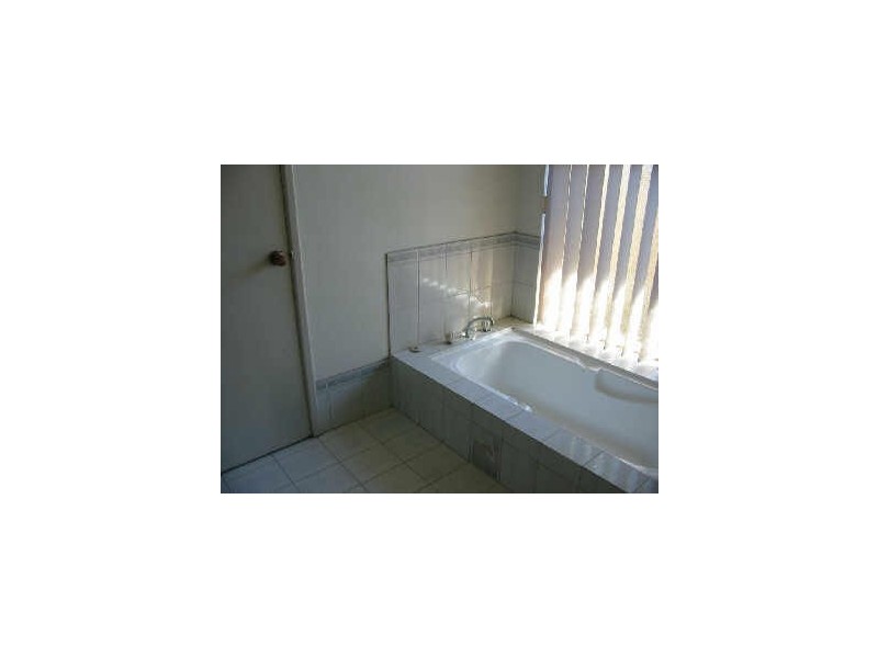 1 Kingham Place, Seville Grove WA 6112