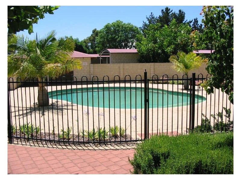 6/2 Benjamin Street, Armadale WA 6112