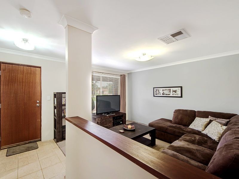 28 McCubbin Loop, Seville Grove WA 6112