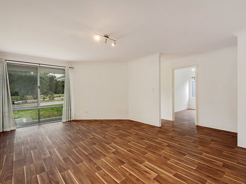 24 Madeira Turn, Darling Downs WA 6122