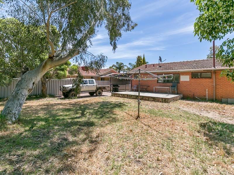 51 Doorigo Road, Armadale WA 6112