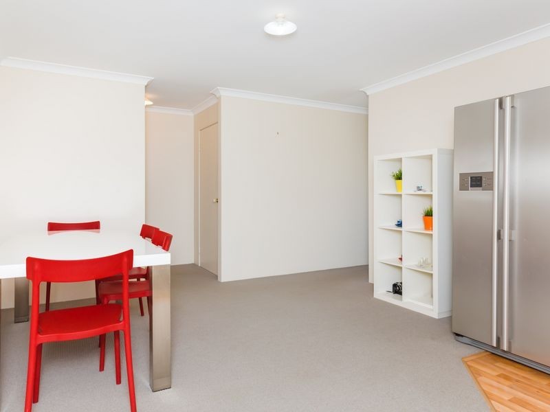 19 Jobson Loop, Brookdale WA 6112