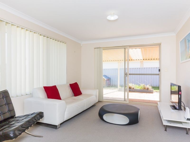 19 Jobson Loop, Brookdale WA 6112