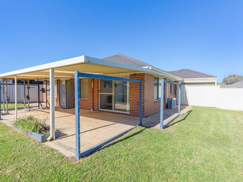 19 Jobson Loop, Brookdale WA 6112