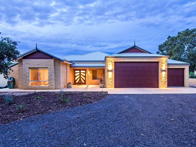 27 Aquanita Rise, Darling Downs WA 6122