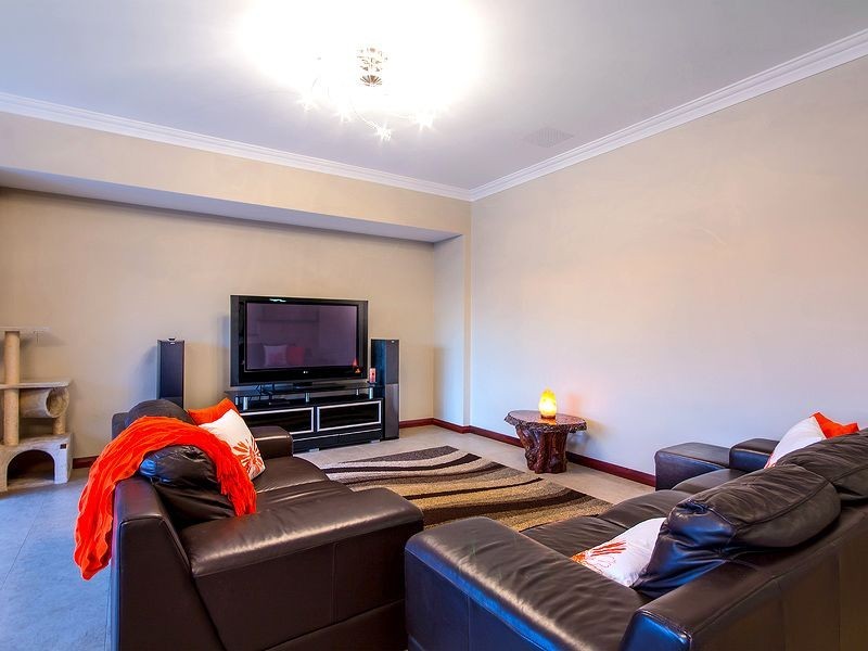 27 Aquanita Rise, Darling Downs WA 6122