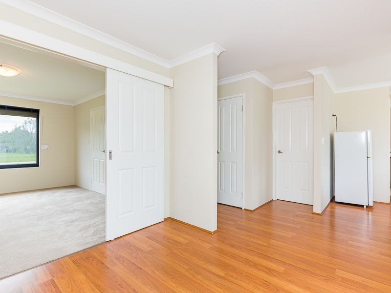 85 Lowanna Way, Armadale WA 6112