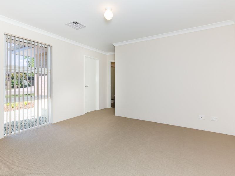 10a Tuck Street, Armadale WA 6112