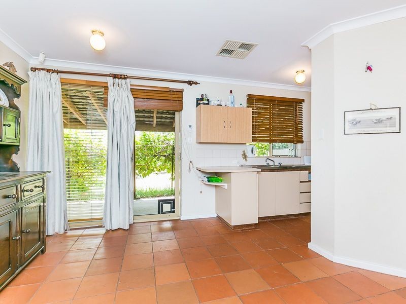 15 Masuli Way, Armadale WA 6112