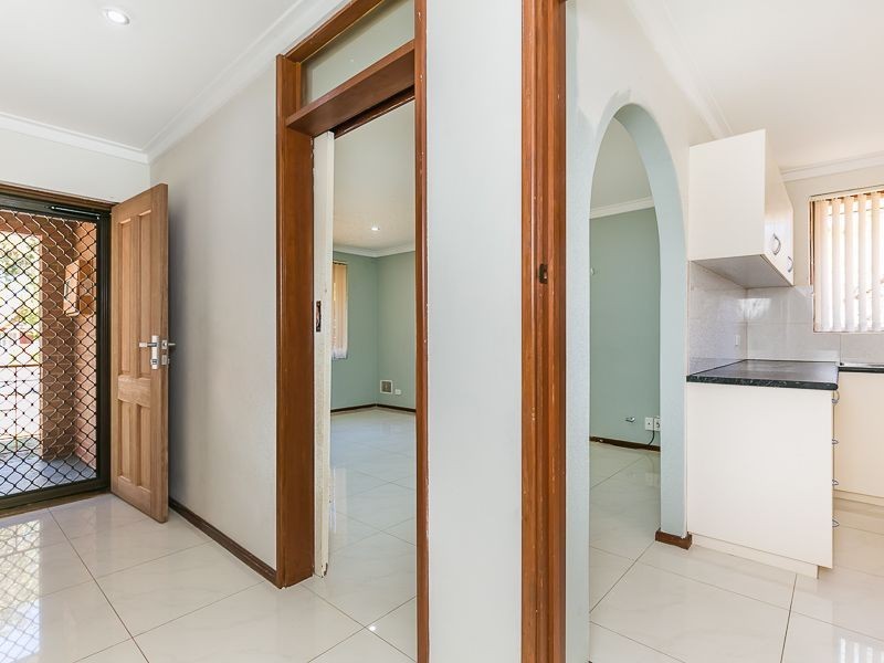 18 Hickson Avenue, Armadale WA 6112
