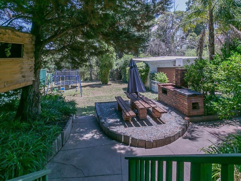 5 Wanliss Street, Jarrahdale WA 6124