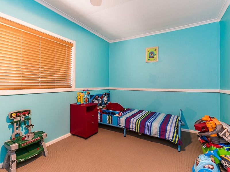 5 Wanliss Street, Jarrahdale WA 6124