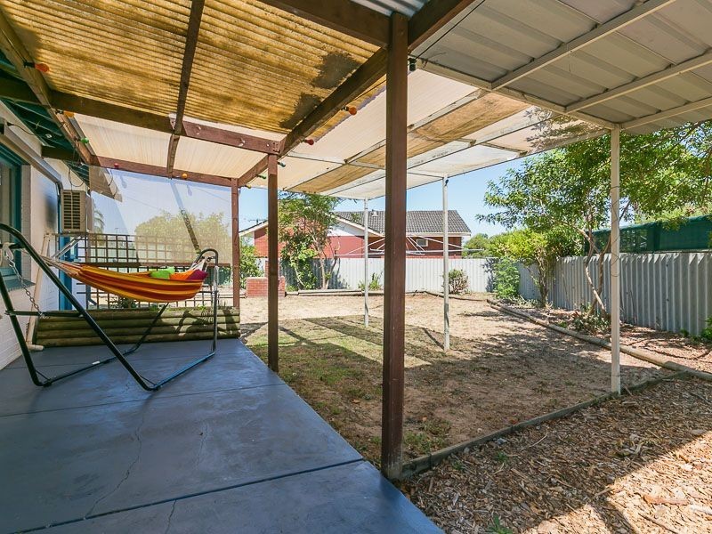 2 Tomah Road, Armadale WA 6112