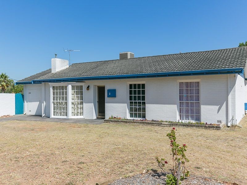 2 Tomah Road, Armadale WA 6112