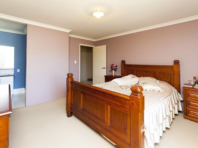 3 Rayner Place, Seville Grove WA 6112