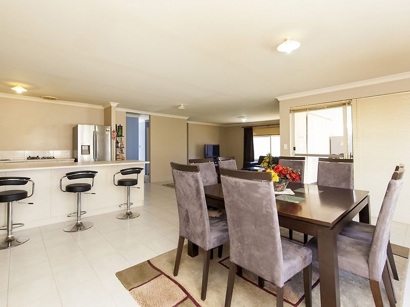 3 Rayner Place, Seville Grove WA 6112