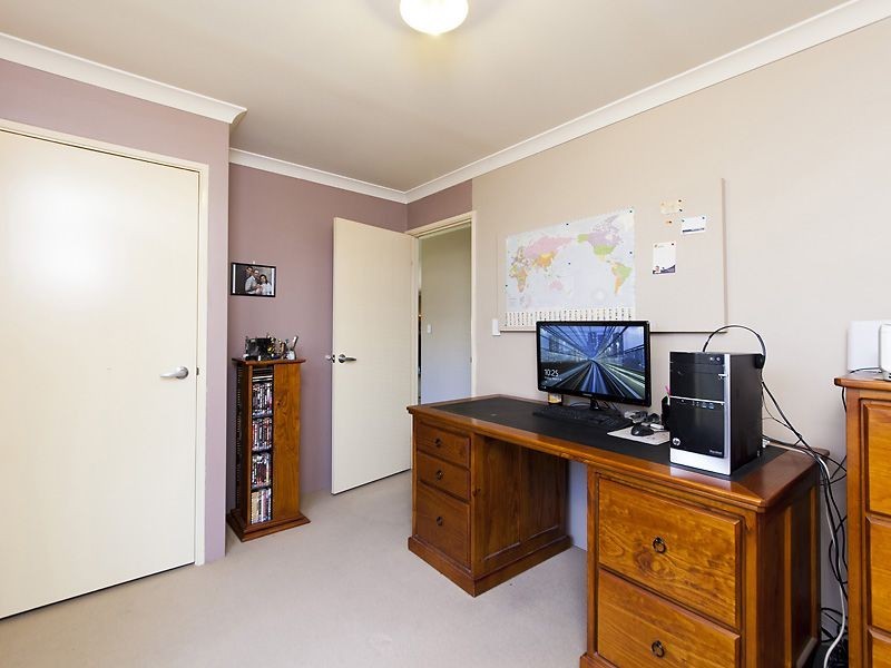 3 Rayner Place, Seville Grove WA 6112