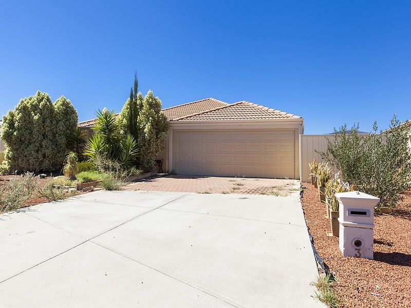 3 Rayner Place, Seville Grove WA 6112