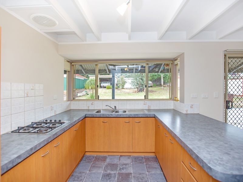 3200 Albany Highway, Mount Nasura WA 6112