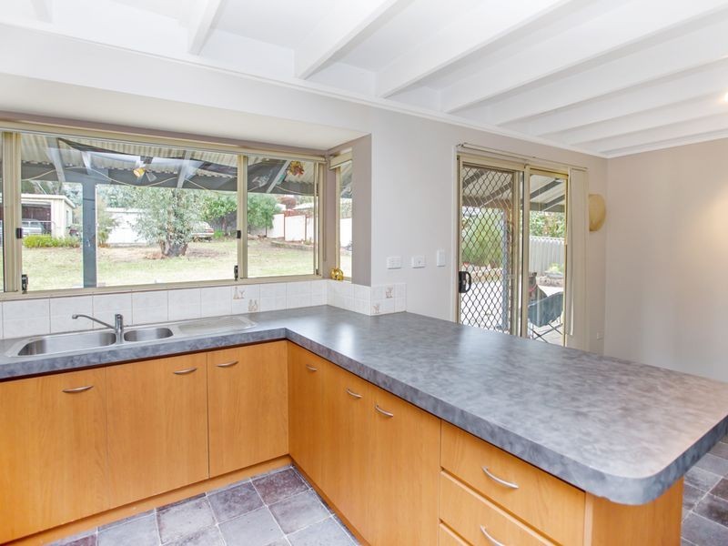 3200 Albany Highway, Mount Nasura WA 6112