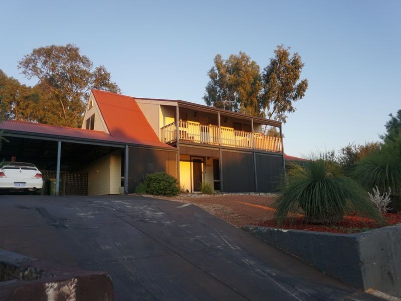 3200 Albany Highway, Mount Nasura WA 6112