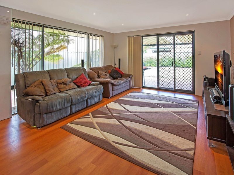 5 Wah Court, Atwell WA 6164