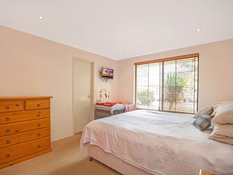 5 Wah Court, Atwell WA 6164